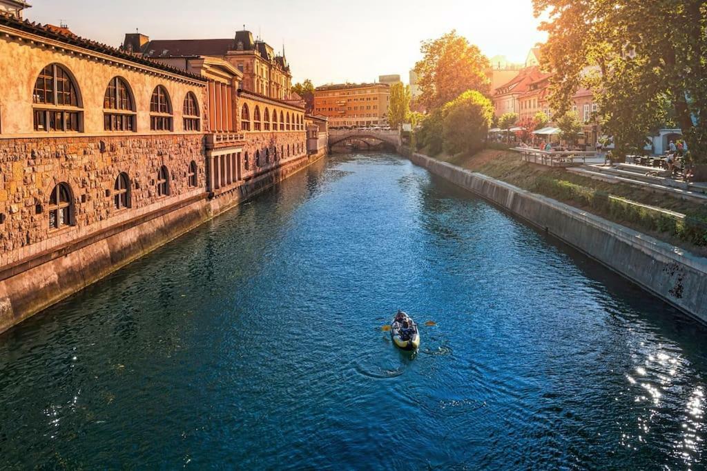 Hanna suite Ljubljana Exteriör bild